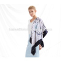 Fashion shawls fábricas china nova natal cores 2015 logo print seda lenço